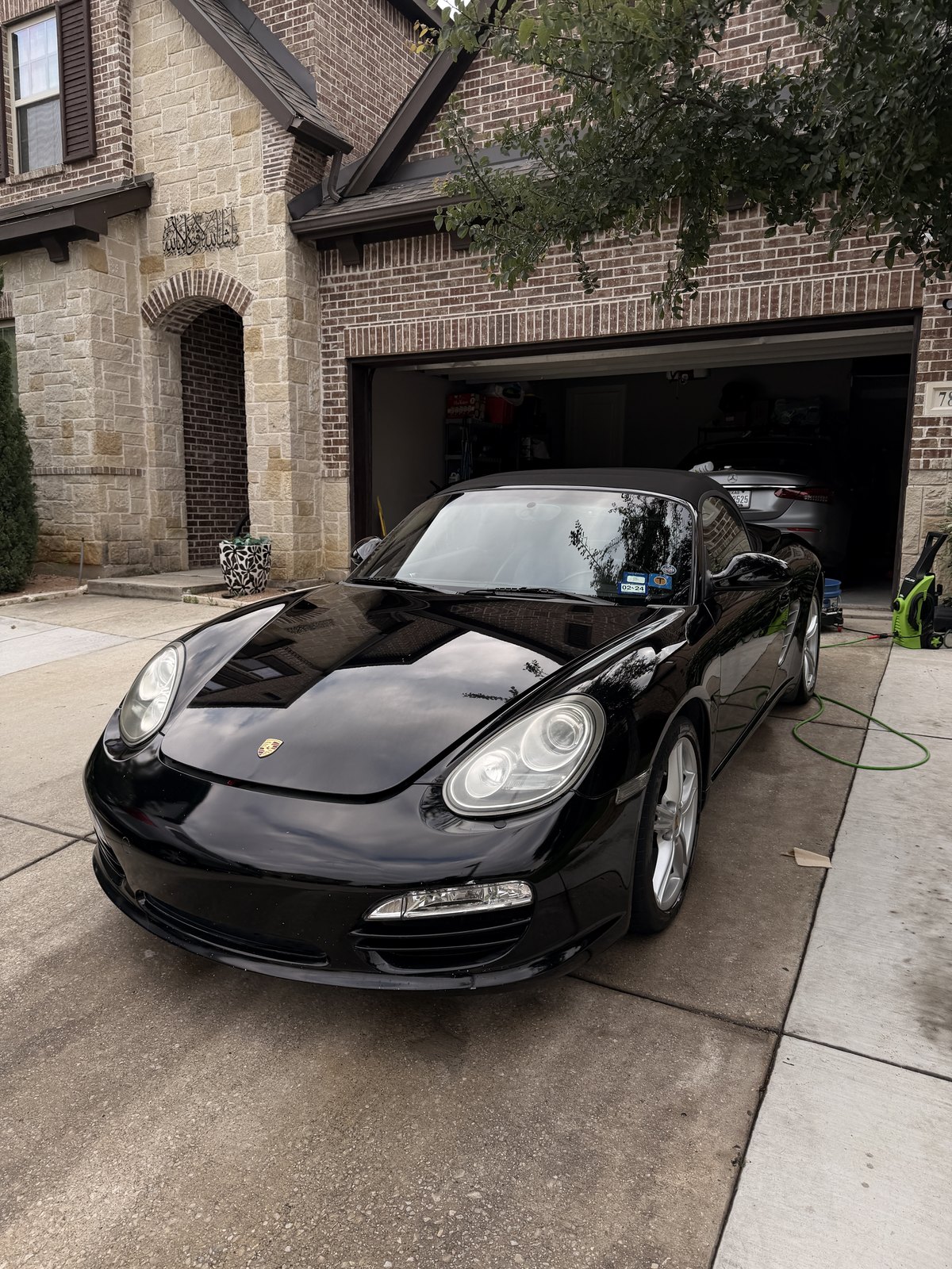 full detail service near me black Porsche after detail