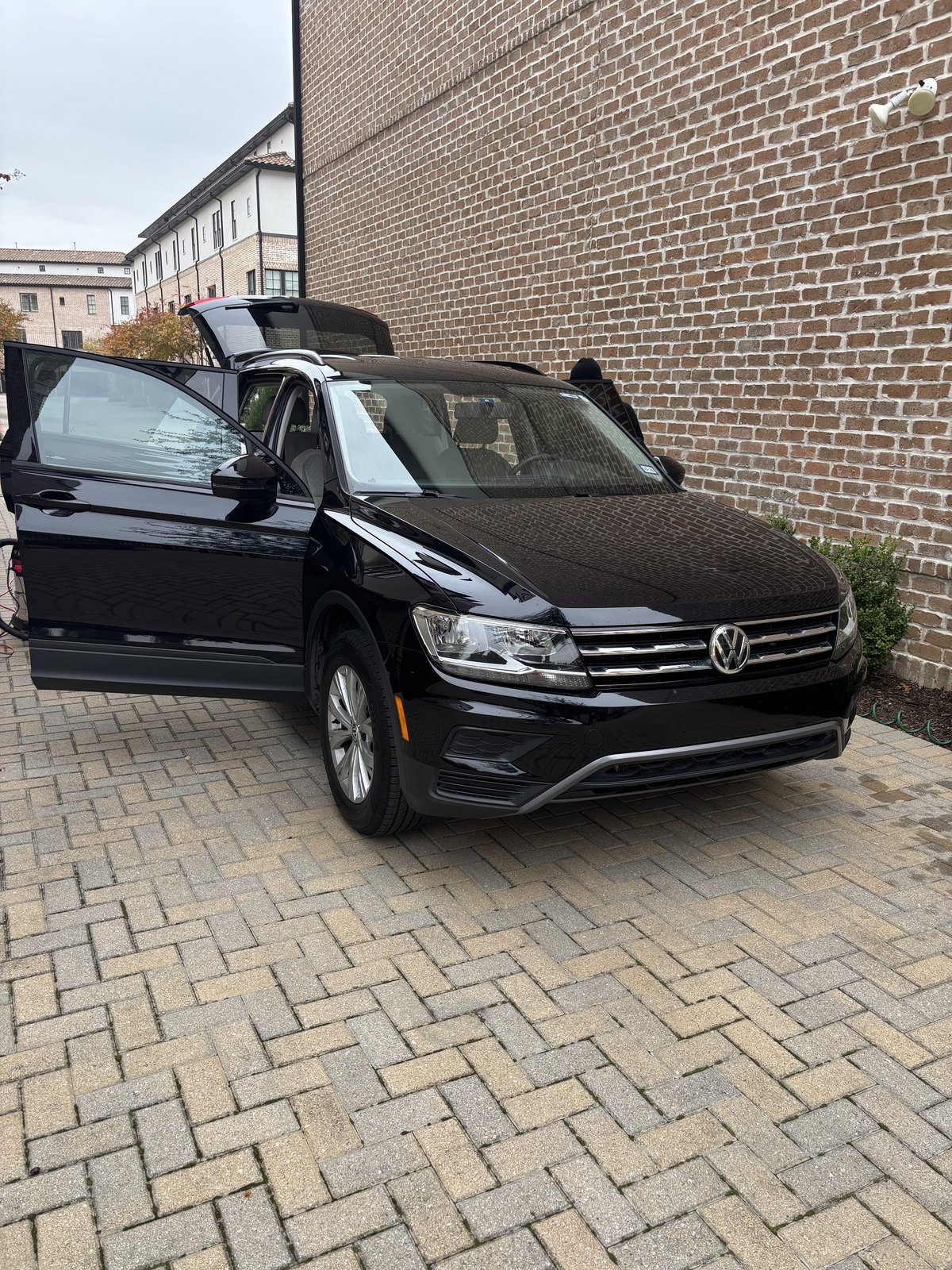 mobile car detailing Irving TX Volkswagen exterior